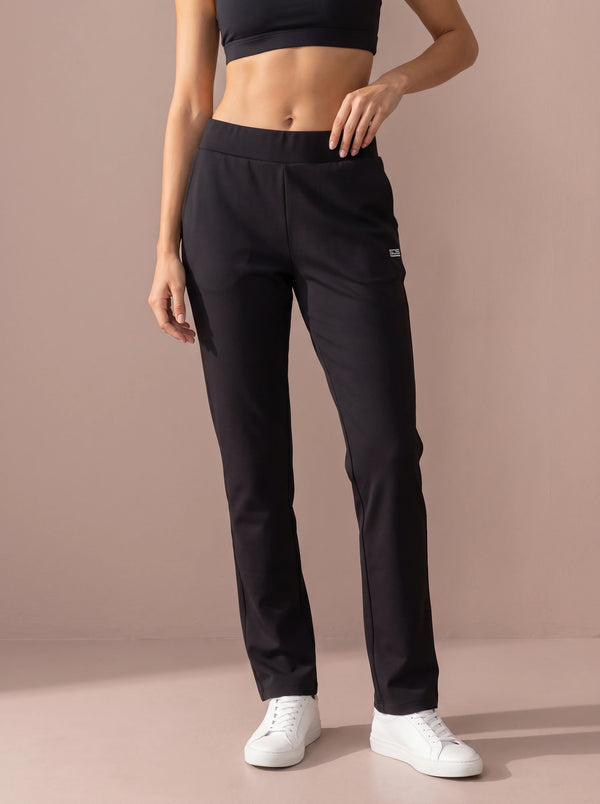 KLARA | Black 1